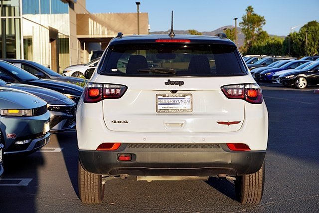 Used 2023 Jeep Compass Trailhawk image 9