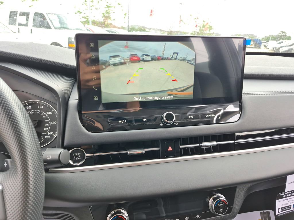 New 2026 Mitsubishi Outlander ES image 17