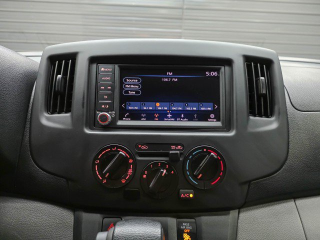 Used 2021 Nissan NV200 S FWD image 24