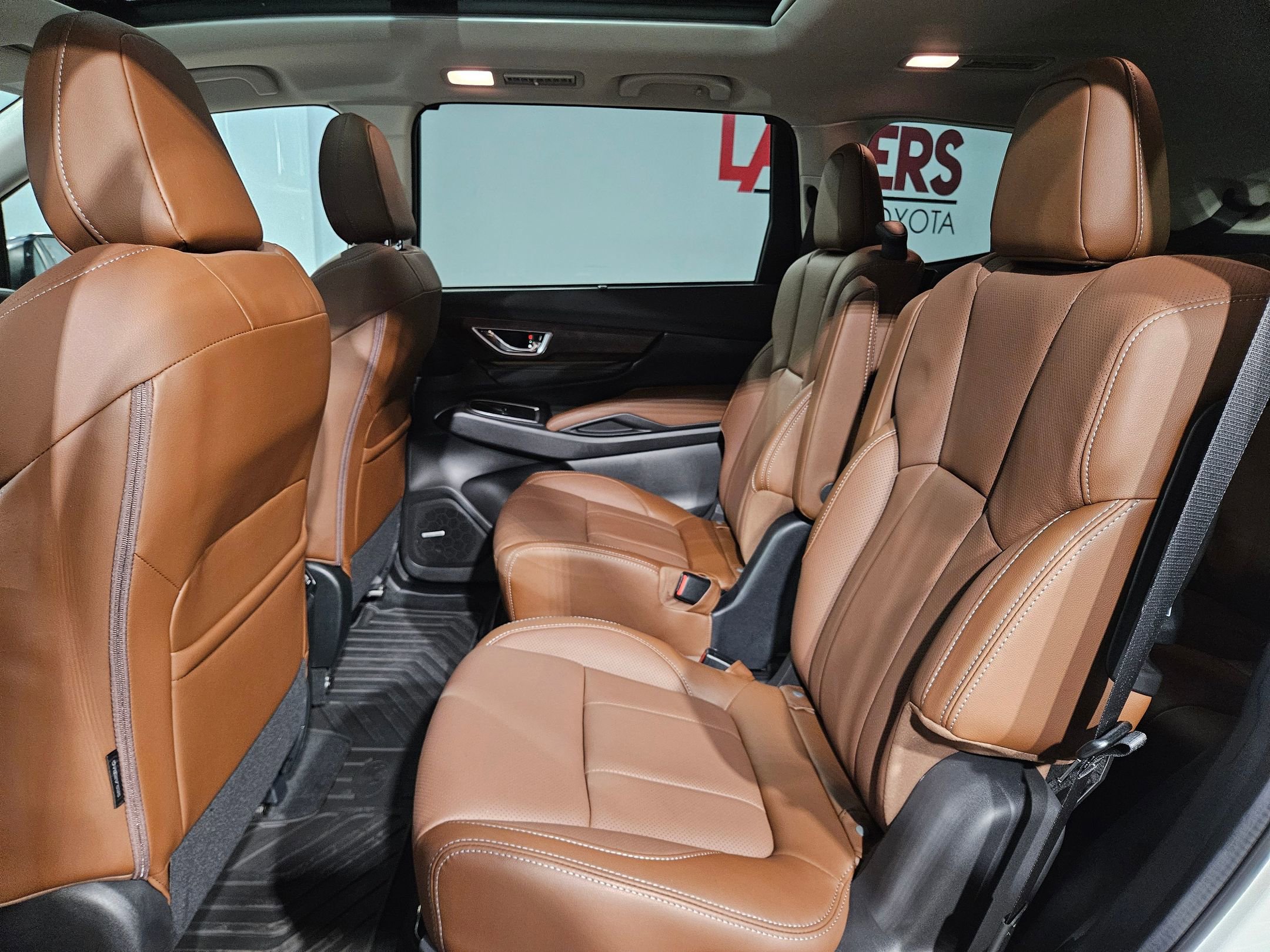 Used 2024 Subaru Ascent Touring image 38