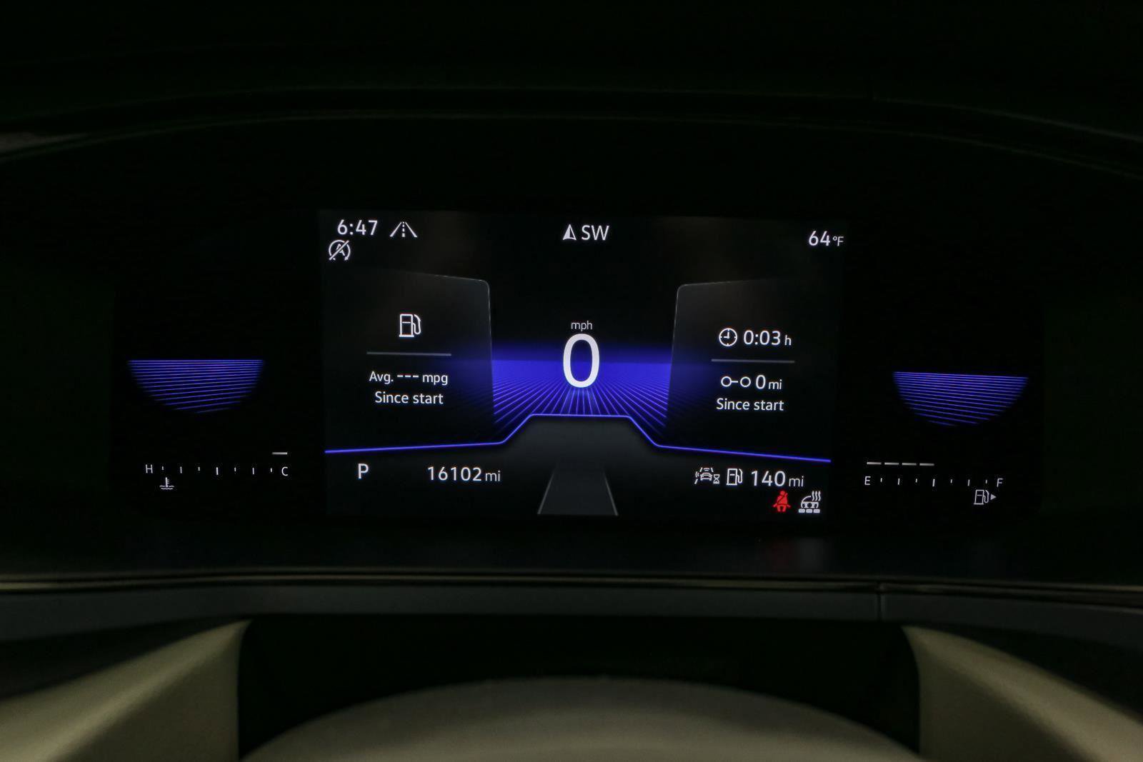 Certified 2022 Volkswagen Taos SE w/ Panoramic Sunroof Package AWD/4WD image 43