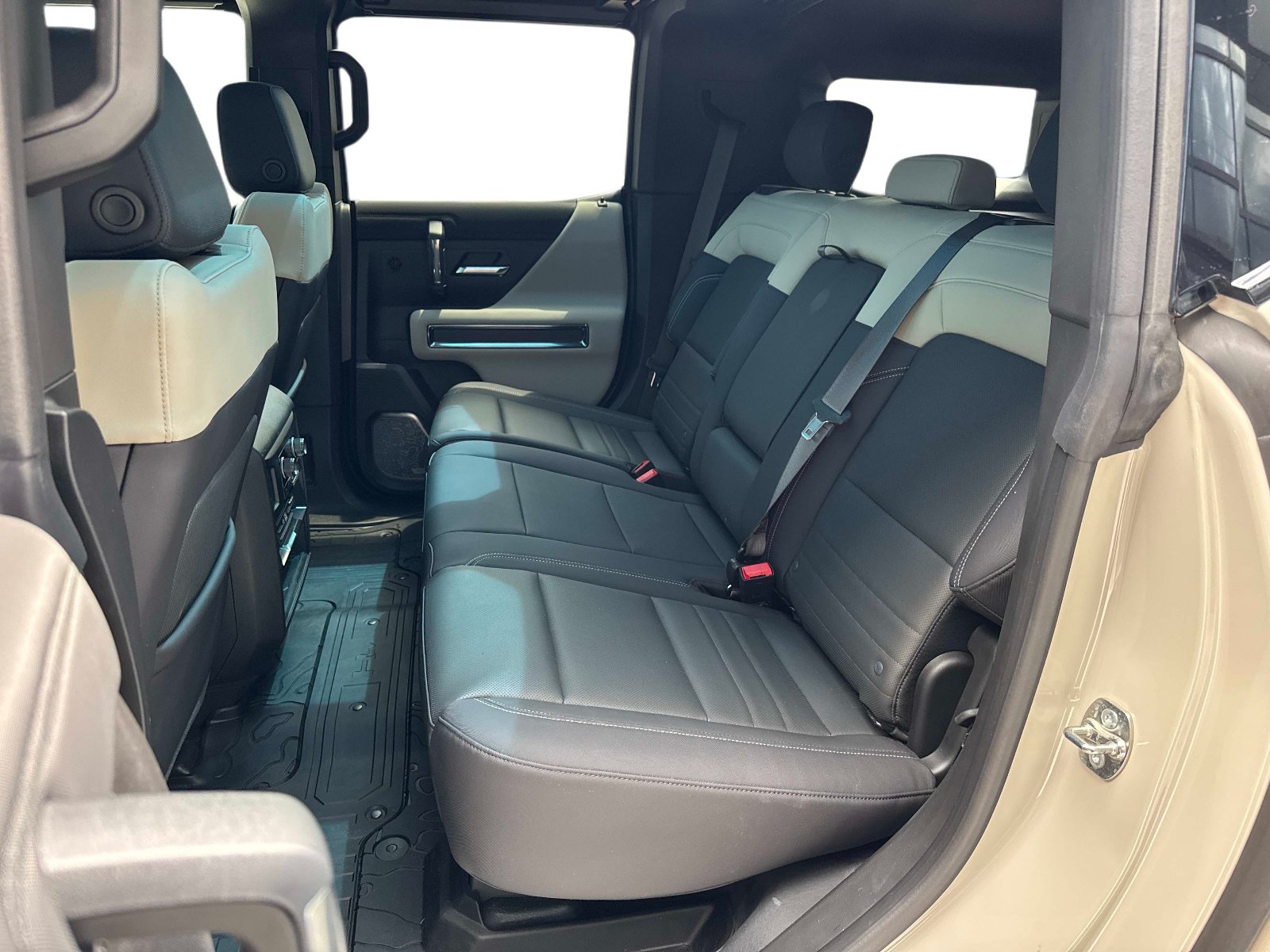 Used 2026 GMC Hummer EV SUV AWD/4WD image 13
