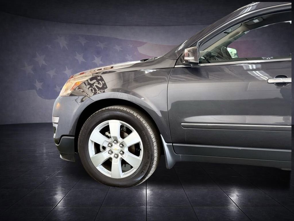 Used 2015 Chevrolet Traverse LTZ FWD image 15