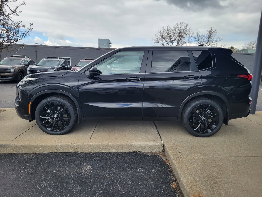 New 2026 Nissan Rogue SL w/ Family Package AWD/4WD image 9