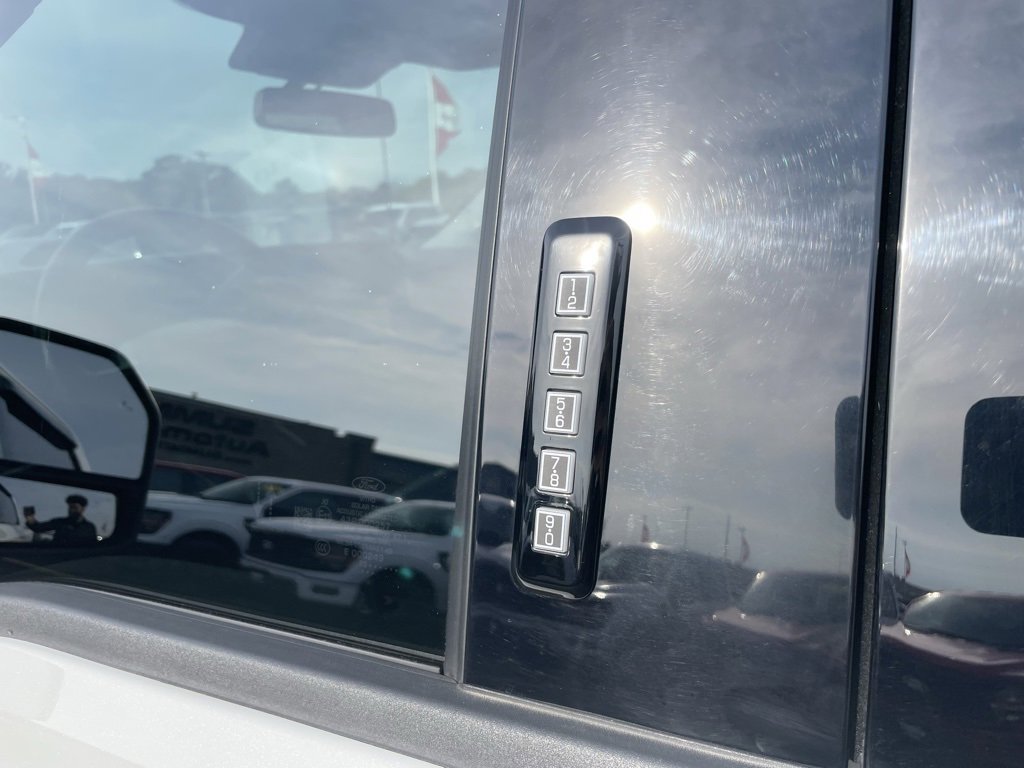 Used 2023 Ford F350 Lariat w/ Lariat Ultimate Package image 70