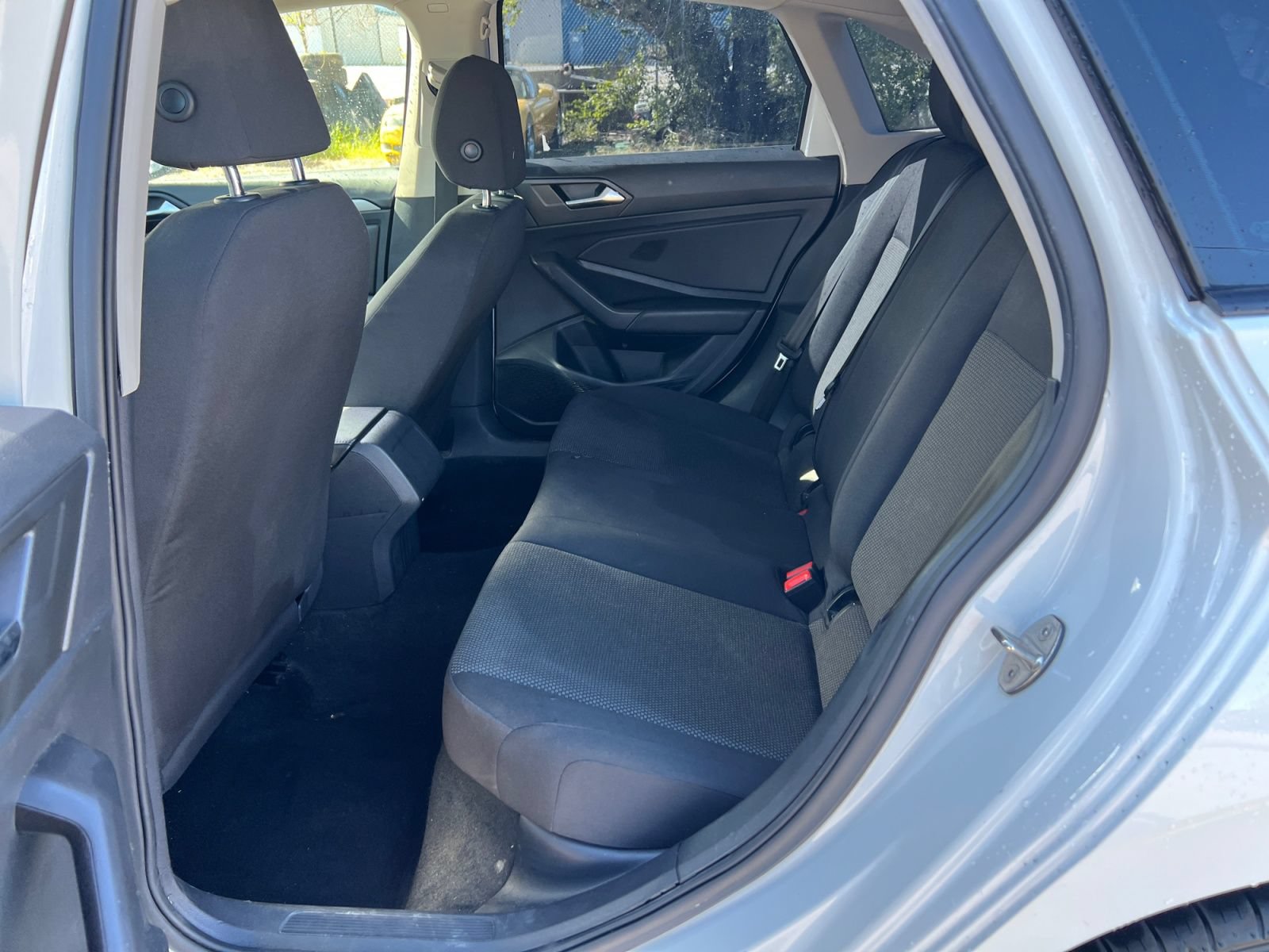 Used 2019 Volkswagen Jetta SE FWD image 24