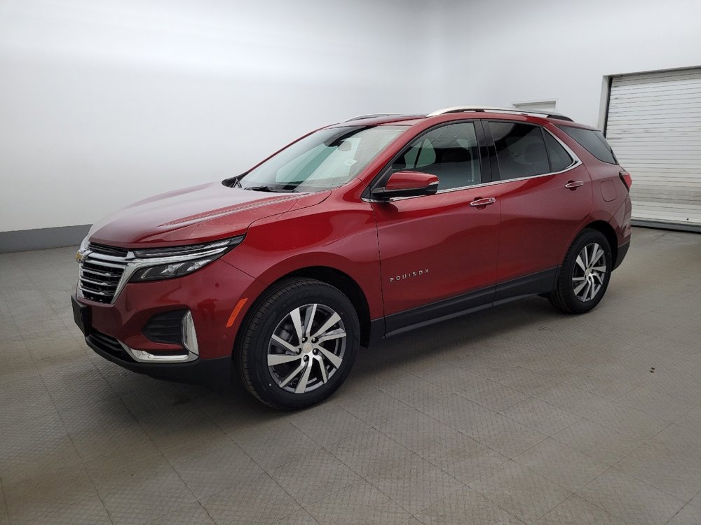 Used 2023 Chevrolet Equinox Premier image 2
