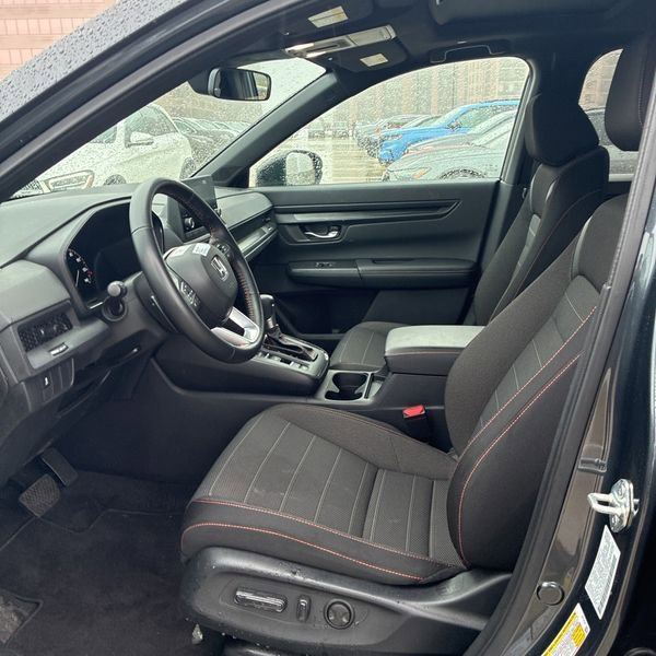 Used 2025 Honda CR-V Sport image 24