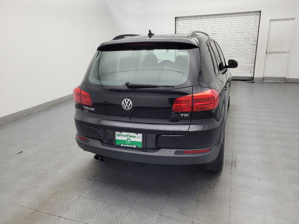 Used 2017 Volkswagen Tiguan S FWD image 7