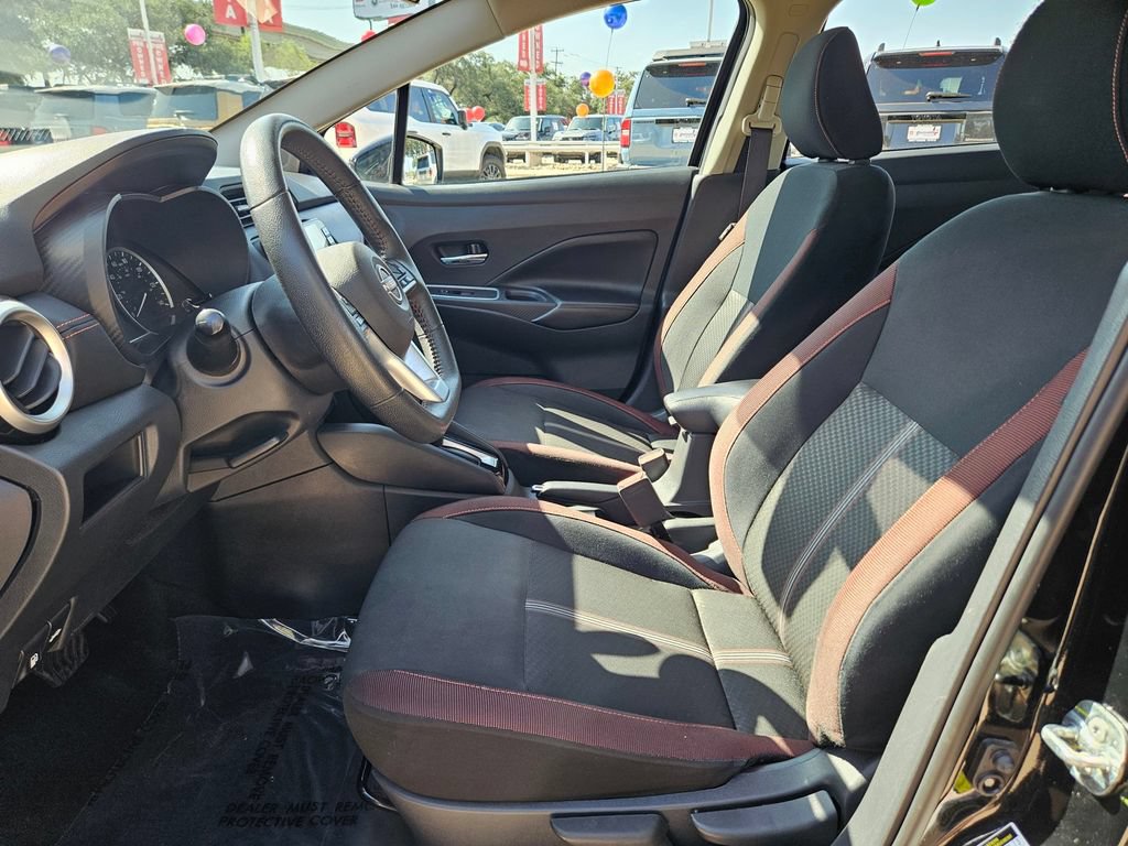 Used 2024 Nissan Versa SR FWD image 14