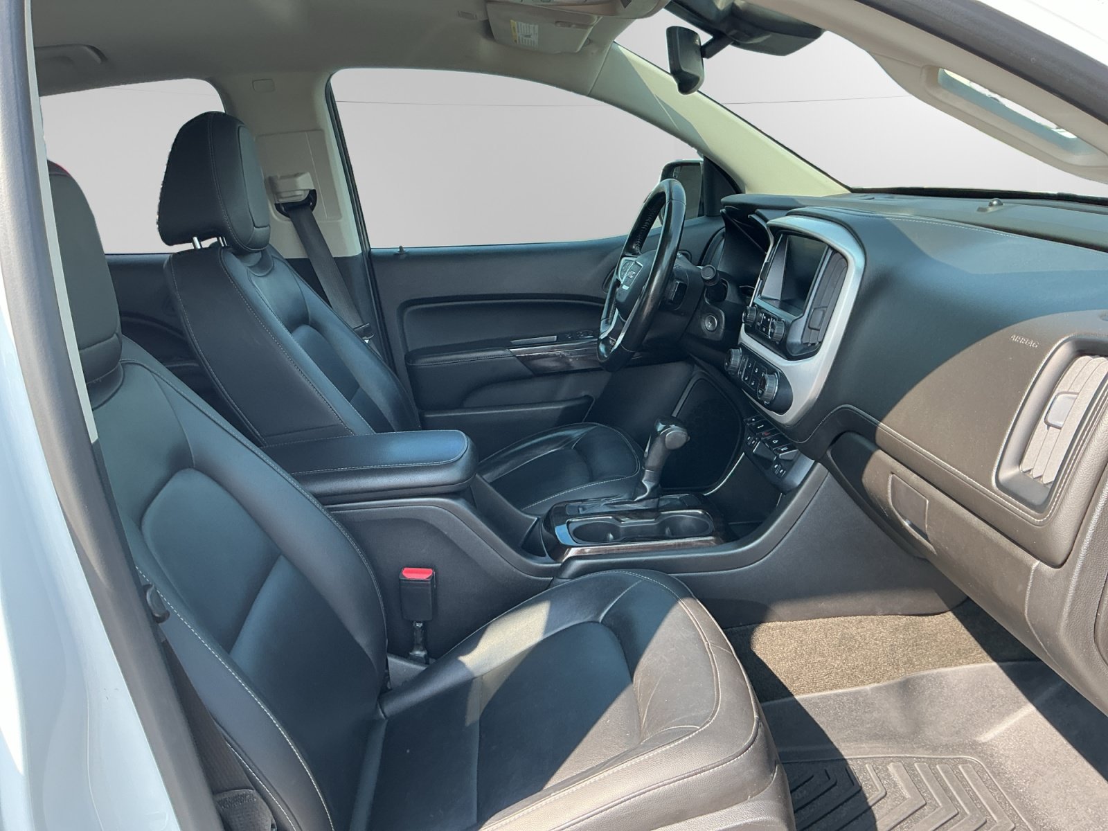 Used 2018 GMC Canyon SLT w/ Driver Alert Package AWD/4WD image 15