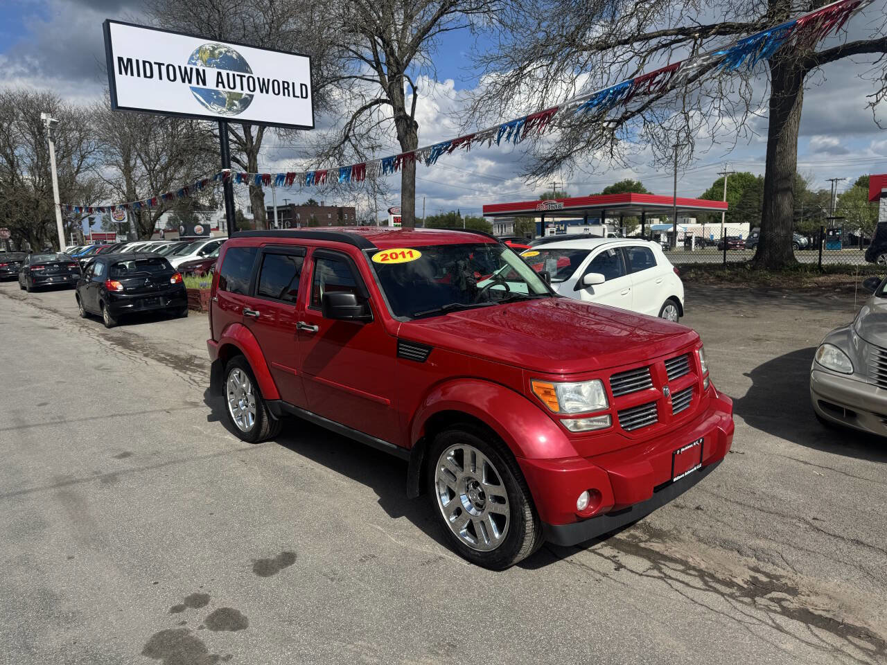 Used 2011 Dodge Nitro Heat AWD/4WD image 1