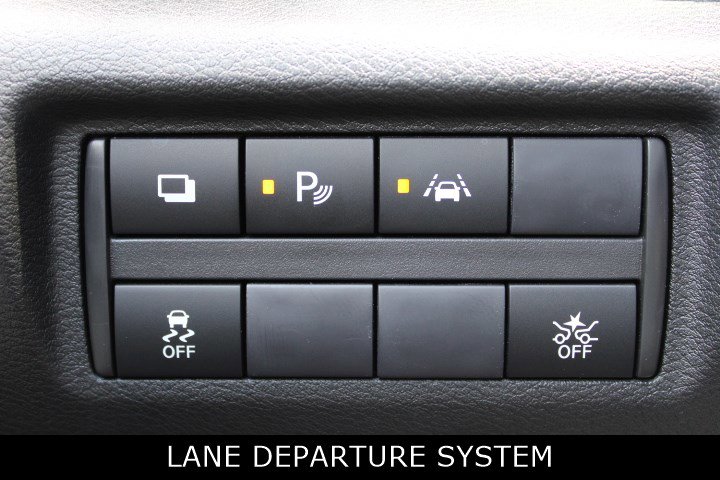 Used 2024 Nissan Versa S w/ Trunk Package FWD image 20
