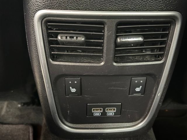 Used 2015 Dodge Charger SXT w/ AWD Plus Group image 9