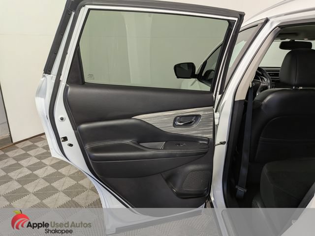 Used 2015 Nissan Murano Platinum w/ Platinum Technology Package AWD/4WD image 31