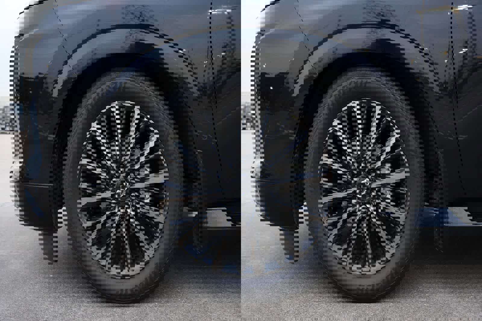 Certified 2025 INFINITI QX80 Autograph w/ Autograph Exterior Package image 24