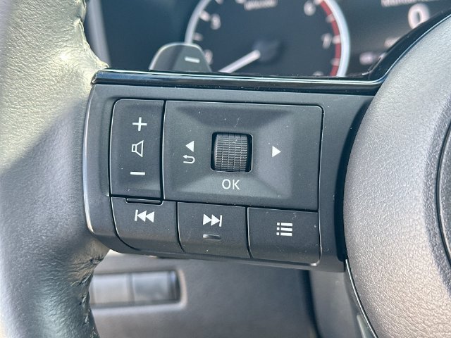 Used 2023 Nissan Rogue SL AWD/4WD image 45