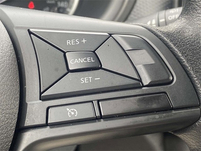 Used 2025 Nissan Kicks Play S image 15