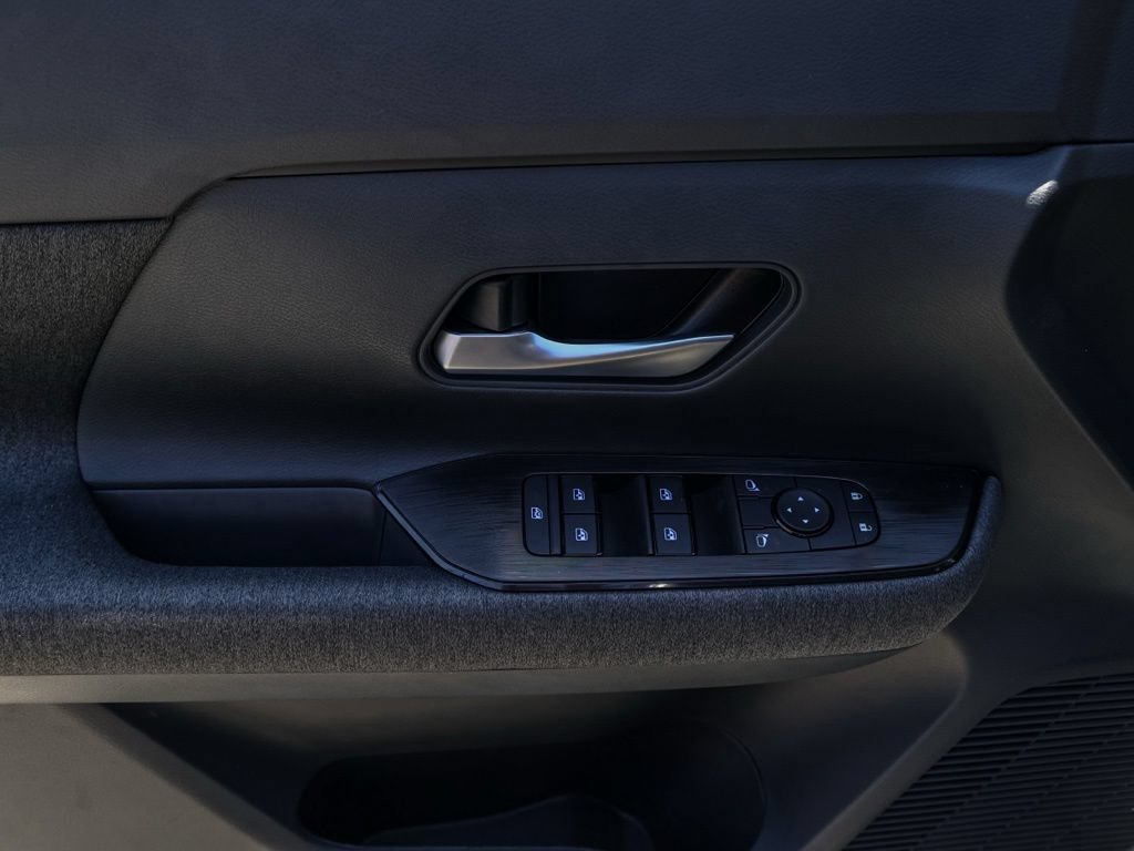 New 2026 Nissan Kicks SV w/ Cold Weather Package FWD image 54