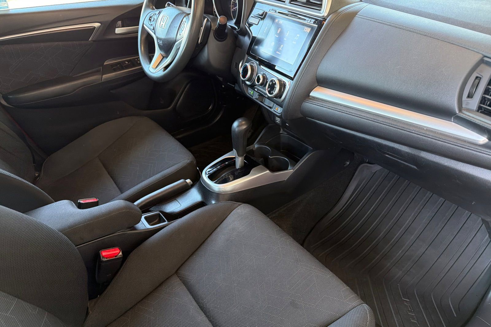Used 2017 Honda Fit EX image 15