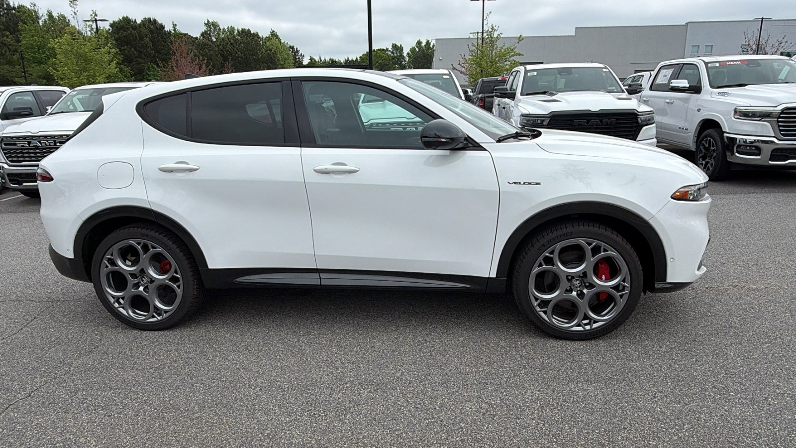 Used 2024 Alfa Romeo Tonale Veloce AWD/4WD image 7