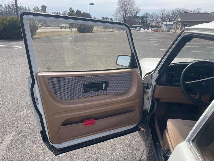 Used 1989 Saab 900 S image 22