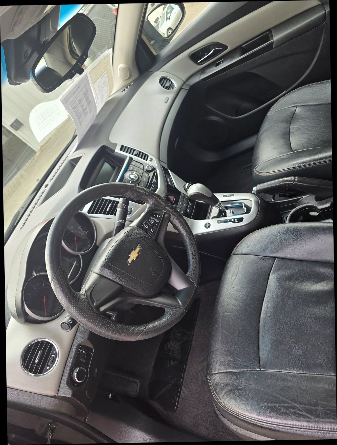 Used 2012 Chevrolet Cruze LS w/ Connectivity Package FWD image 7