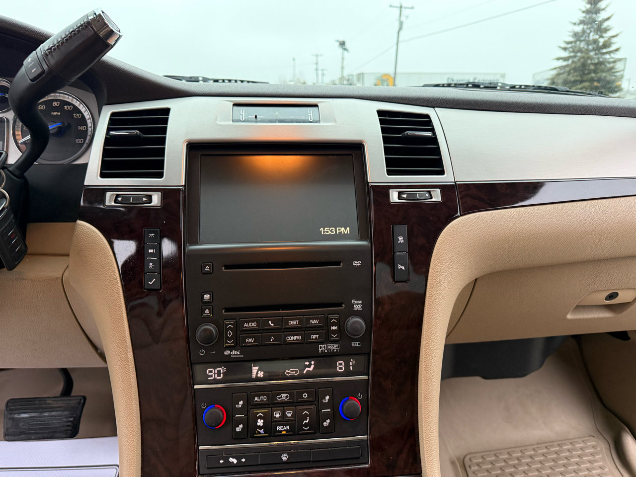 Used 2009 Cadillac Escalade ESV AWD image 29
