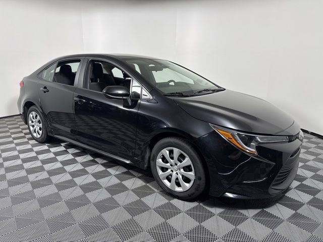 Used 2024 Toyota Corolla LE image 8