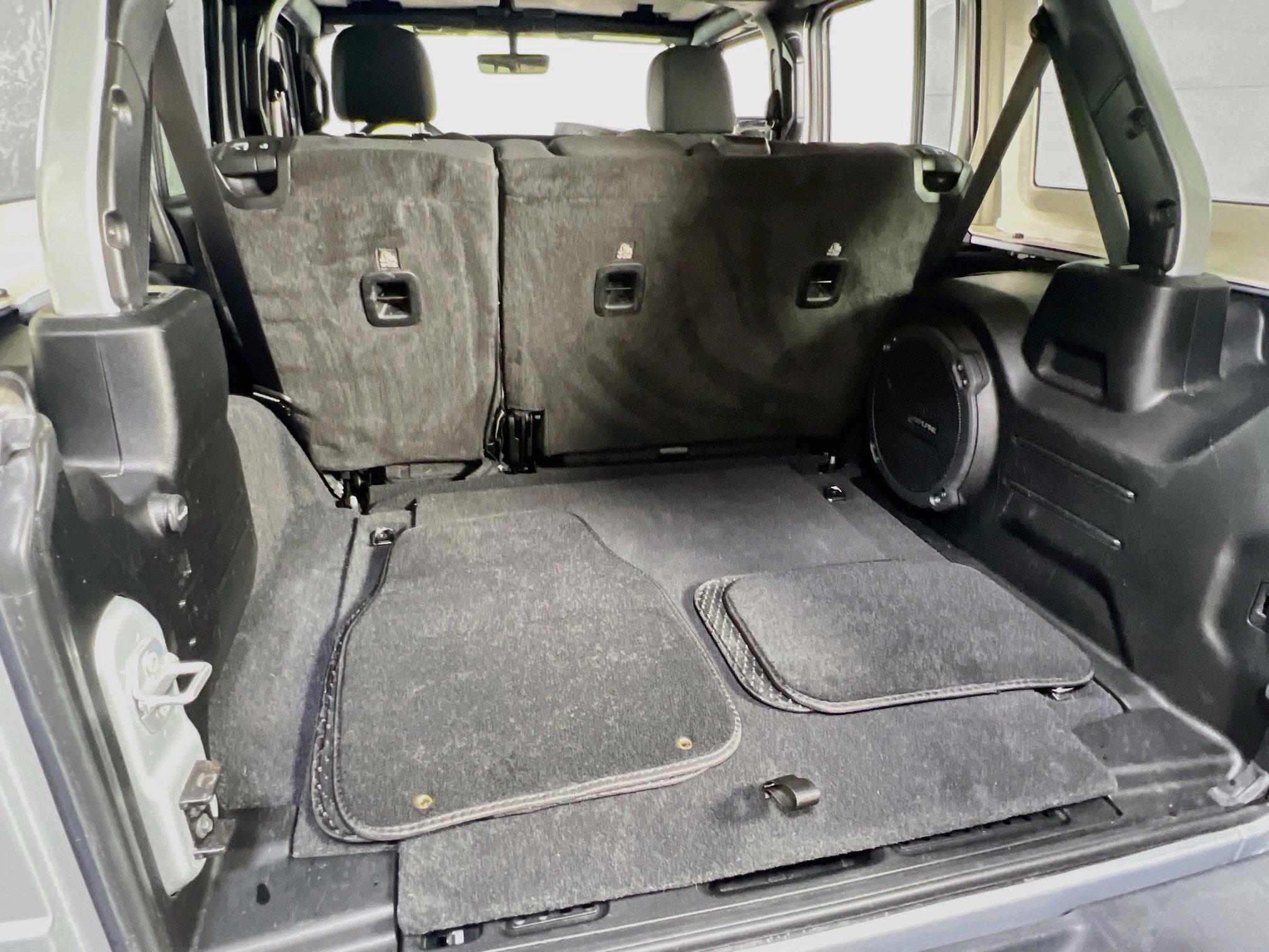 Used 2023 Jeep Wrangler Unlimited Sport AWD/4WD image 24