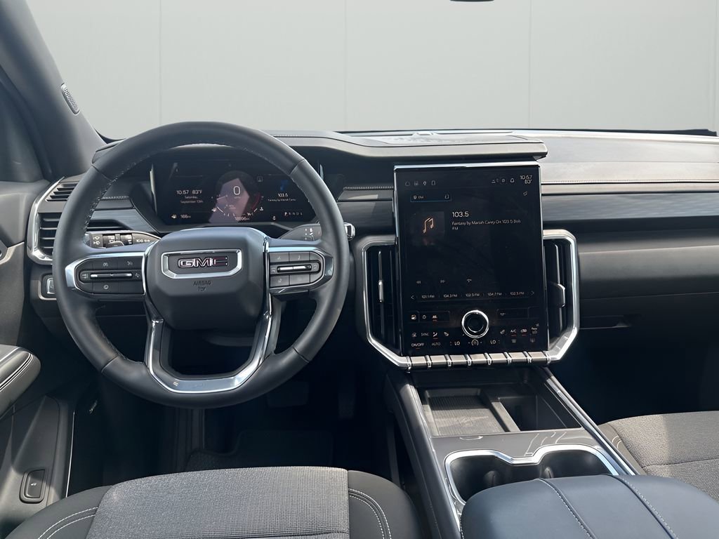 Used 2025 GMC Acadia Elevation image 24