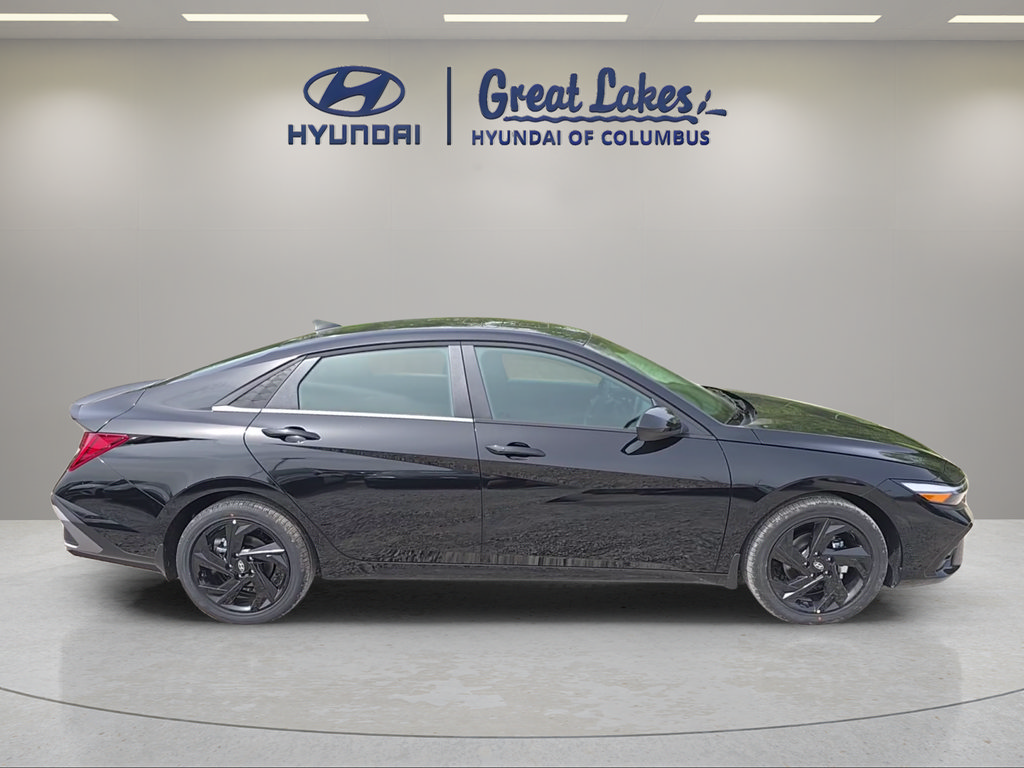 New 2026 Hyundai Elantra SEL Sport Premium FWD image 6