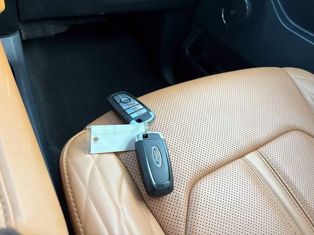 Used 2024 Ford Expedition Max Platinum image 31
