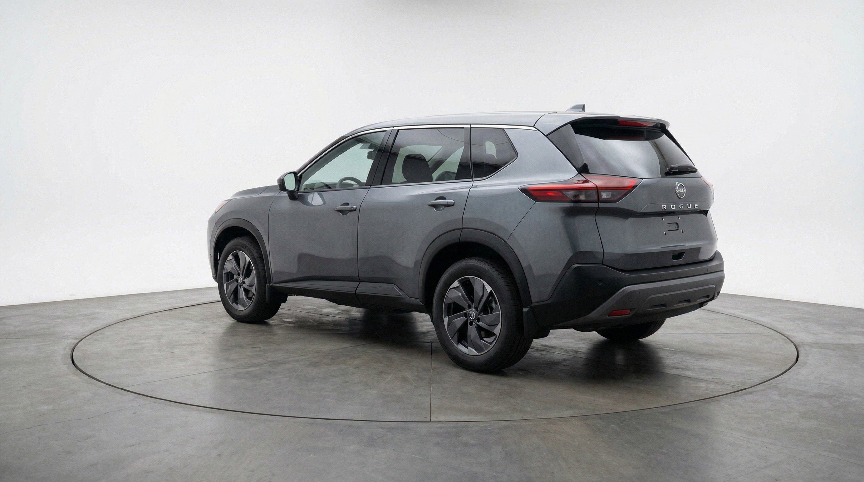 Used 2025 Nissan Rogue SV FWD image 6