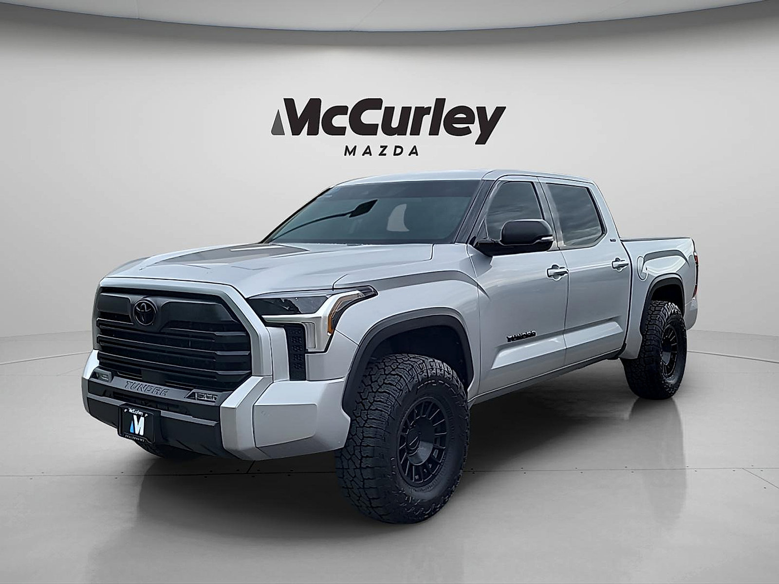 Used 2023 Toyota Tundra SR5 w/ SR5 Premium Package AWD/4WD image 3