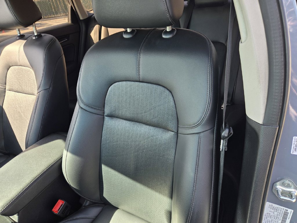 Used 2024 Honda Civic Touring image 15