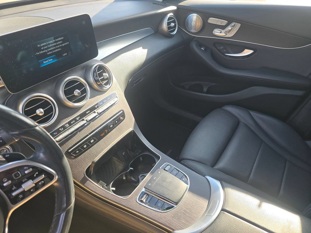 Used 2020 Mercedes-Benz GLC 300 4MATIC image 30