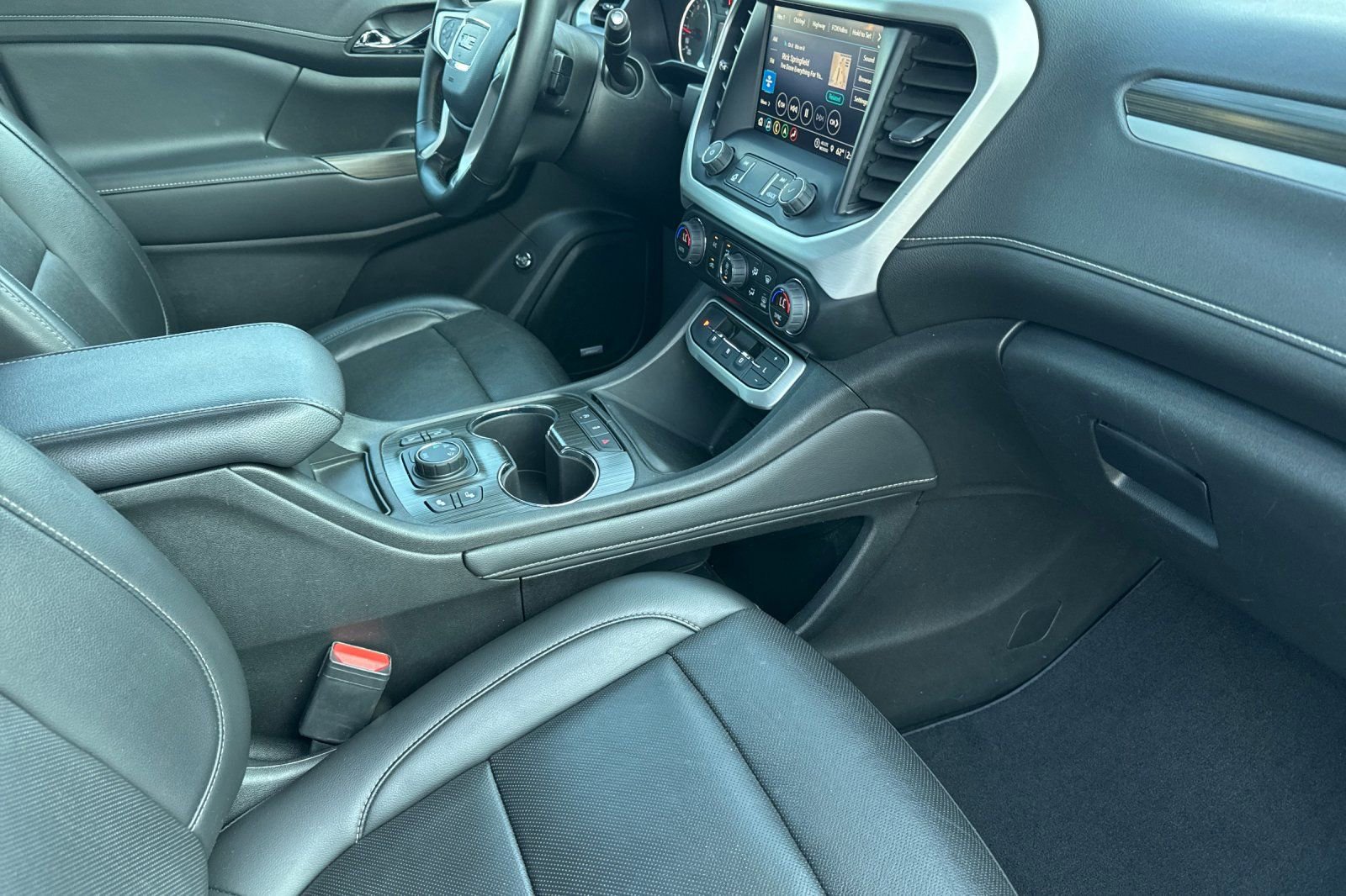 Certified 2023 GMC Acadia SLT image 18