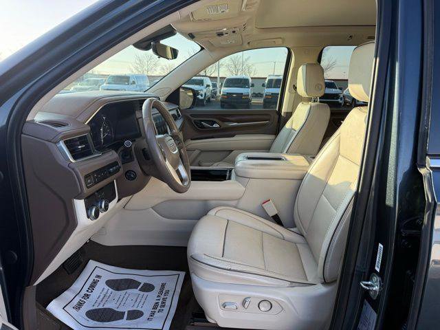 Used 2021 GMC Yukon Denali w/ Denali Premium Package RWD image 24