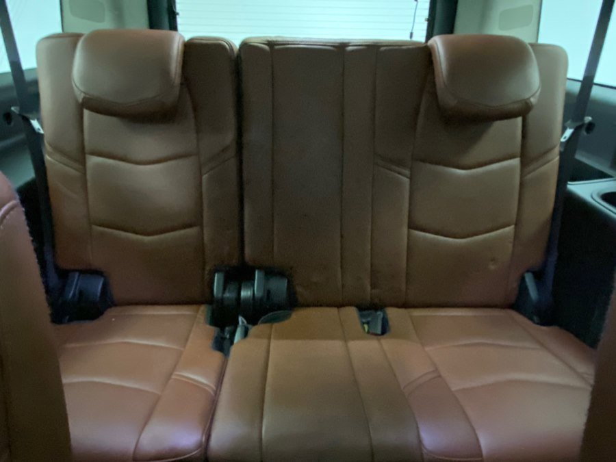 Used 2016 Cadillac Escalade ESV Premium image 42