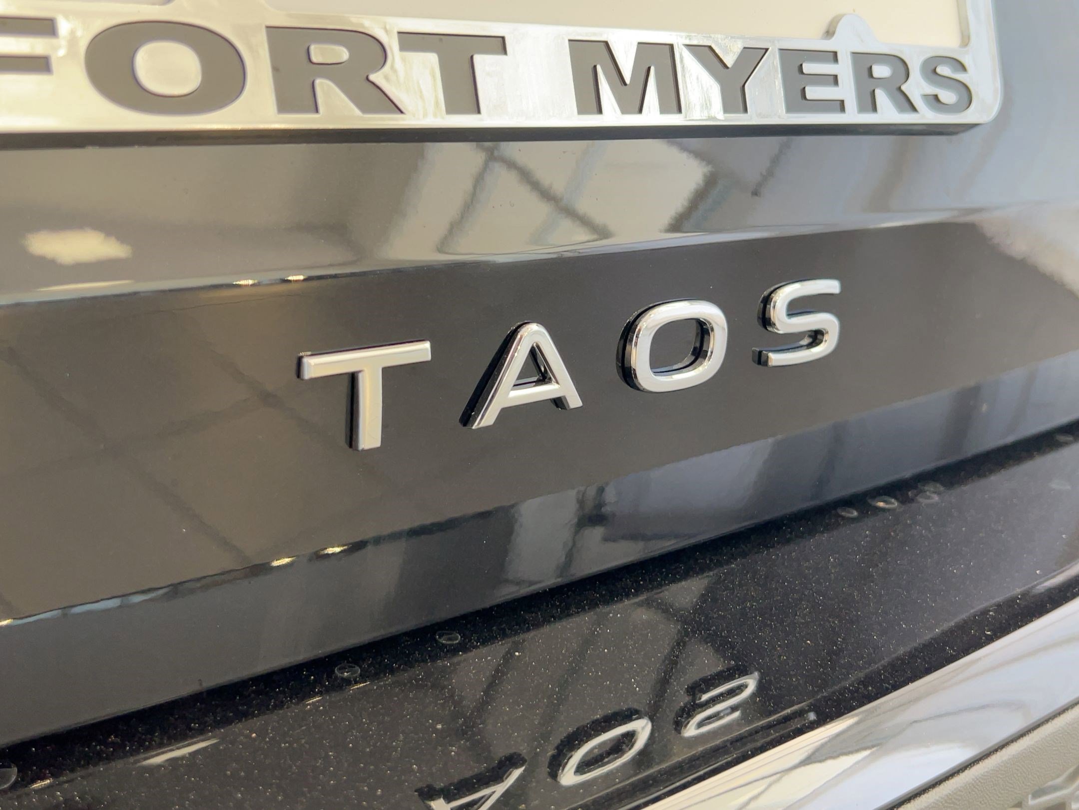 New 2026 Volkswagen Taos SEL AWD/4WD image 35