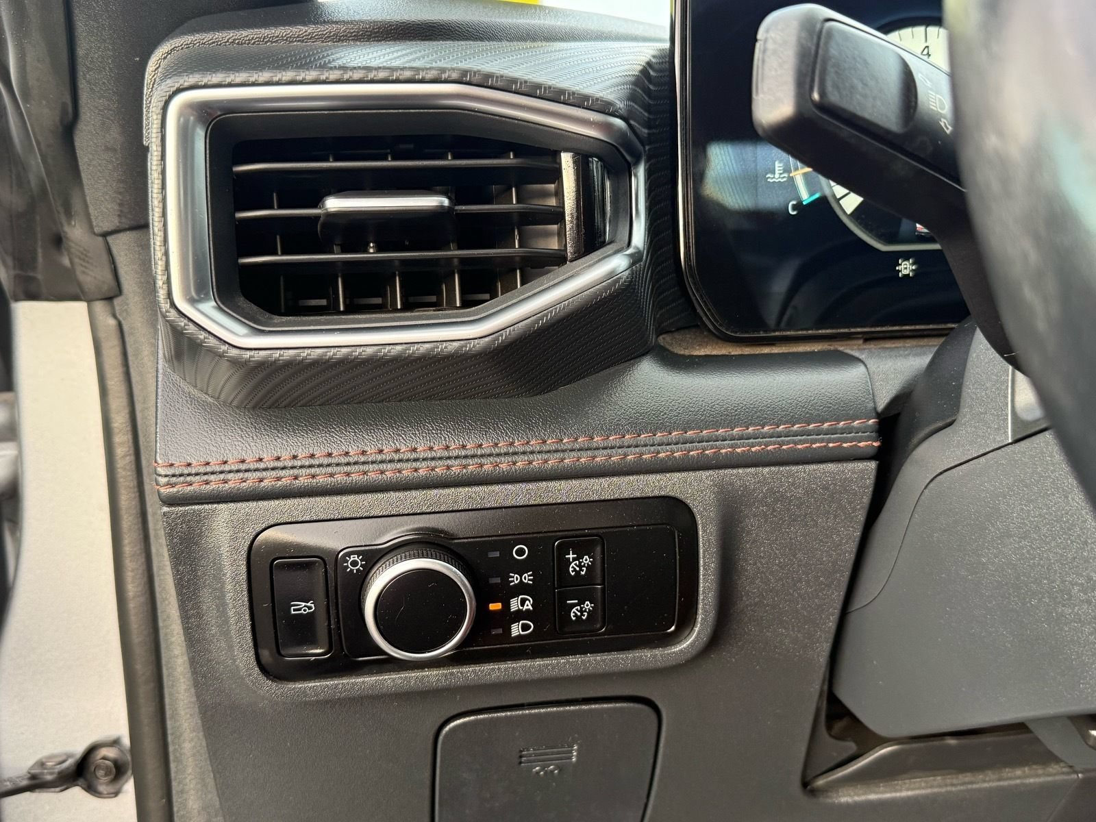 Used 2024 Ford Mustang Premium RWD image 15