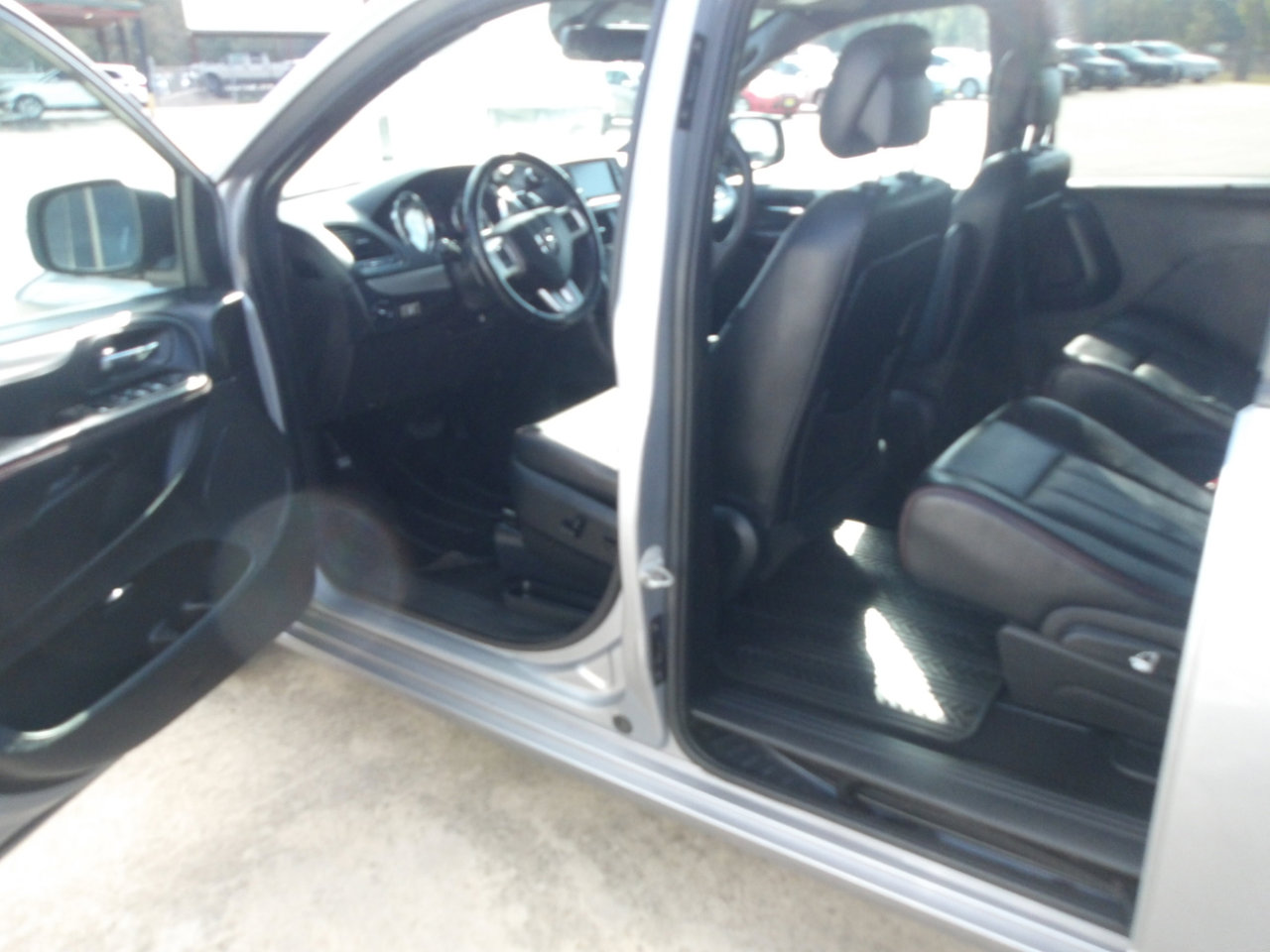 Used 2019 Dodge Grand Caravan GT image 14