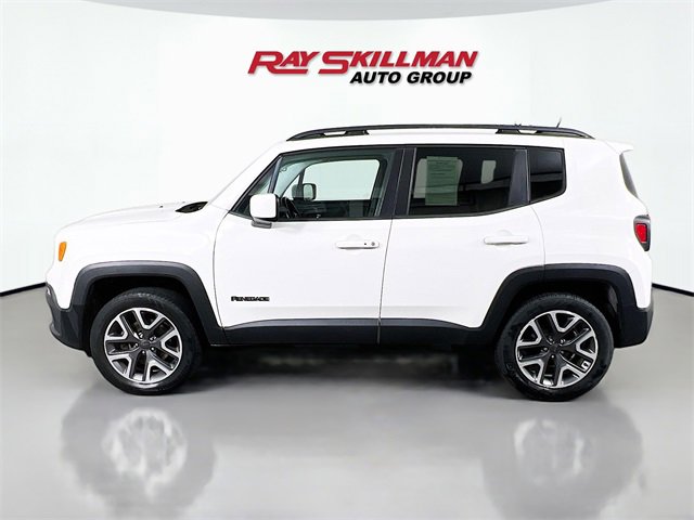 Used 2016 Jeep Renegade Latitude image 4