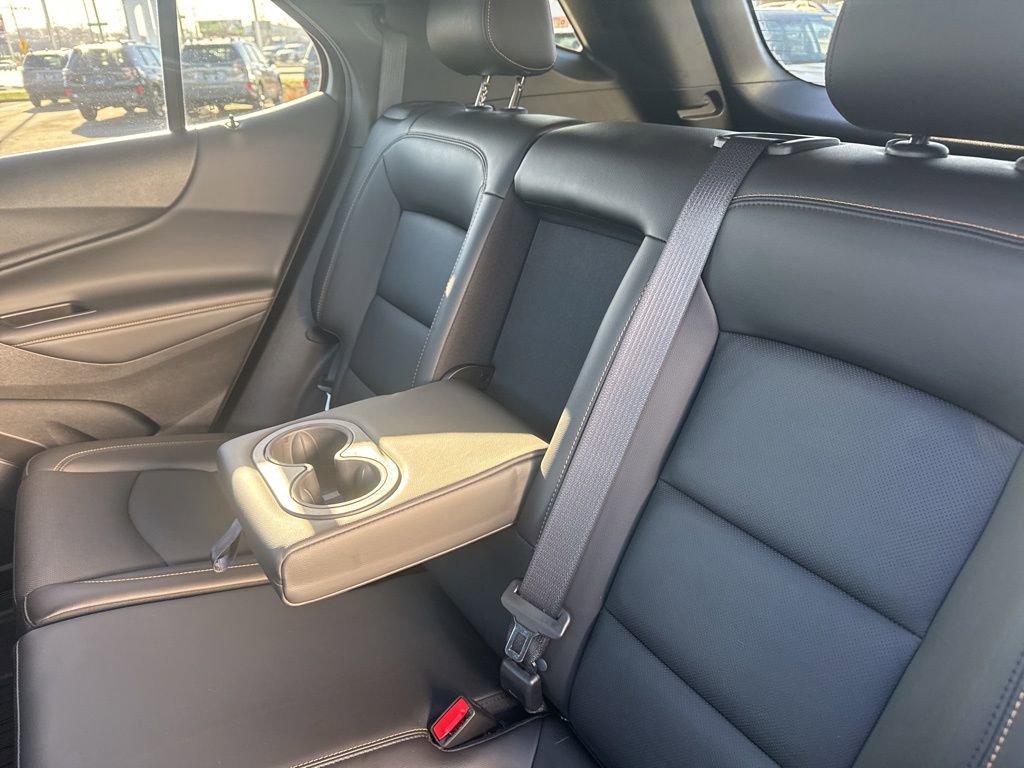 Used 2021 Chevrolet Equinox Premier image 26