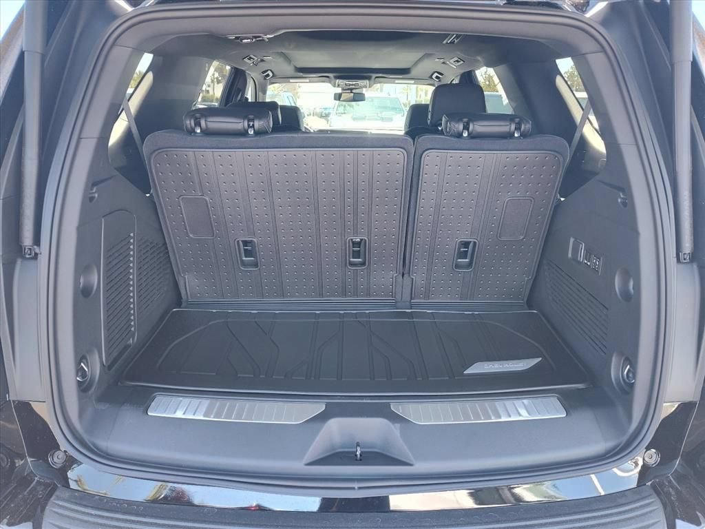 New 2026 Chevrolet Tahoe RST w/ Comfort Package AWD/4WD image 8