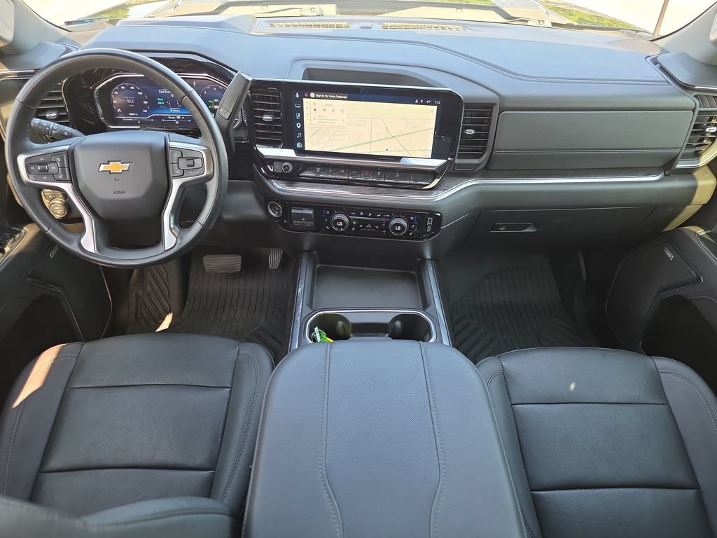 Used 2024 Chevrolet Silverado 2500 LTZ w/ LTZ Plus Package AWD/4WD image 14