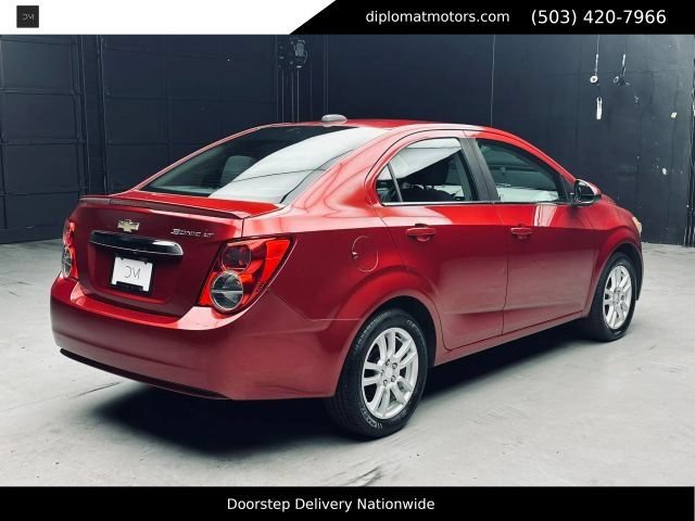 Used 2015 Chevrolet Sonic LT w/ Wheels and Fog Lamp Package FWD image 7