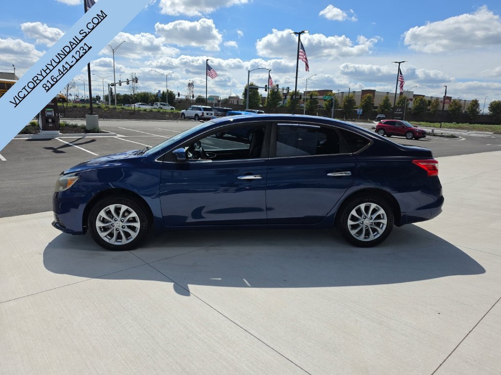 Used 2018 Nissan Sentra SV FWD image 2