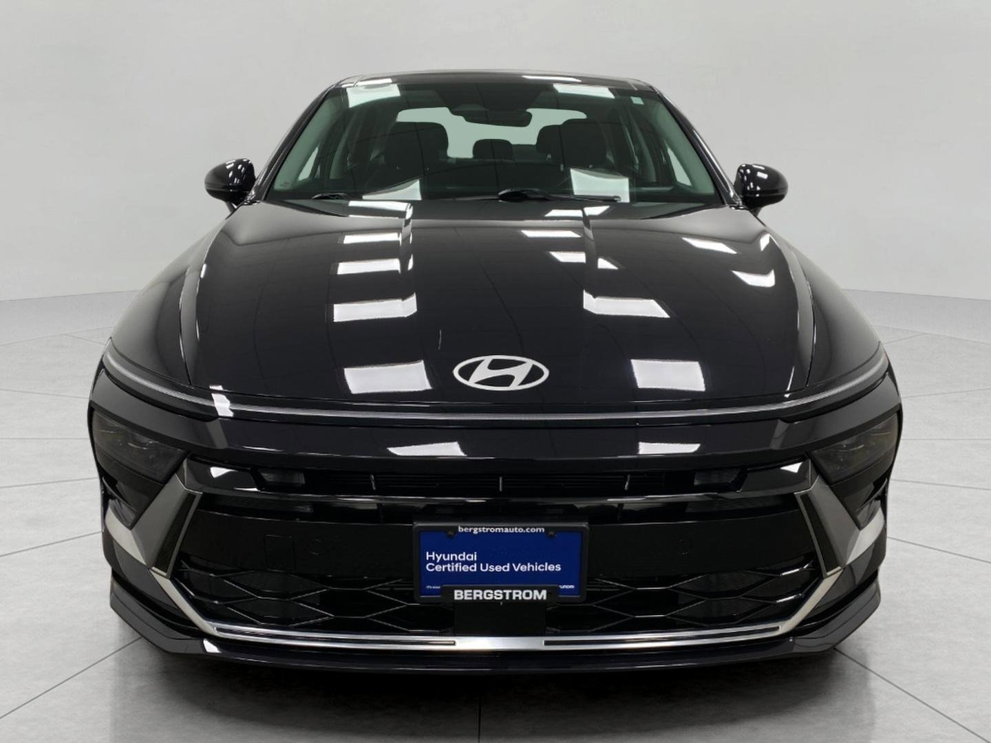 Certified 2024 Hyundai Sonata SEL w/ Convenience Package image 9